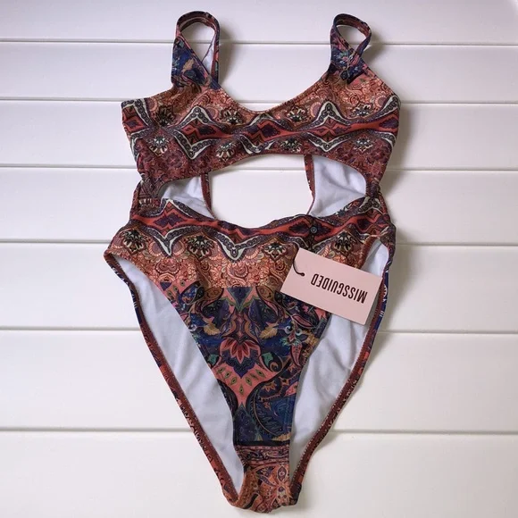 NWT missguided one piece Paisley  cut out Swimsuit - Picture 3 of 13
